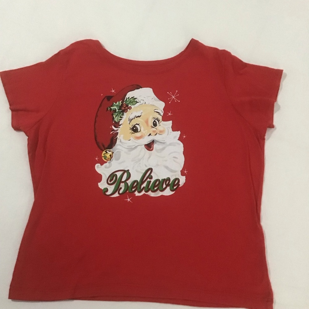 Holiday Time Santa Claus Believe Graphic Women's Red Short Sleeve Tee Christmas